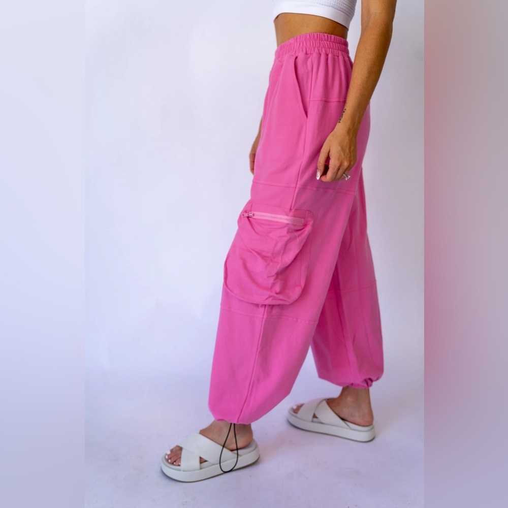 (H1) LA BIJOU, Baggy pants with multiple pockets, fitted at the ankle, size S